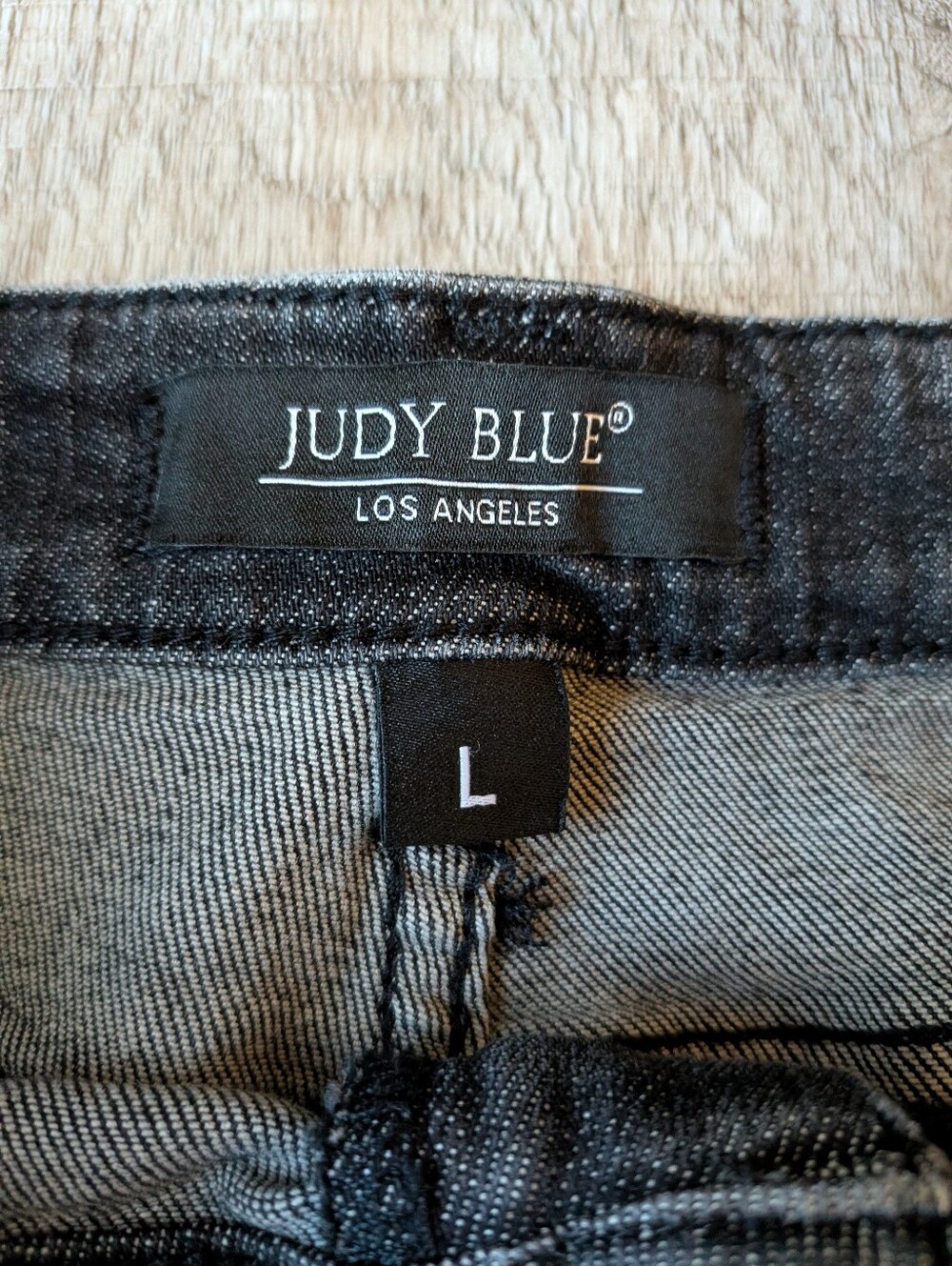 Judy Blue Black Faded Wash Cutoff Shorts Size L JB150035 - Picture 3 of 4